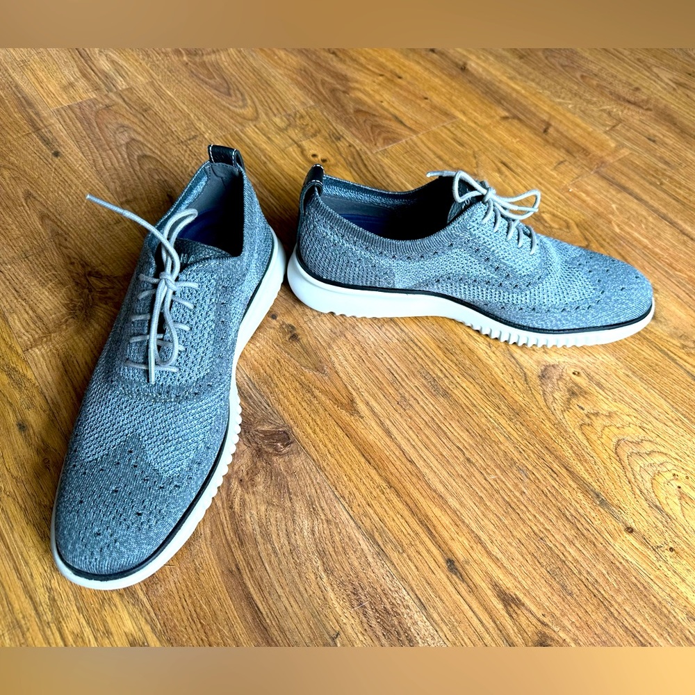 Cole Haan Zerogrand Wingtip Oxford Size Mens 8.5 Gray Stitchlite Light like new
